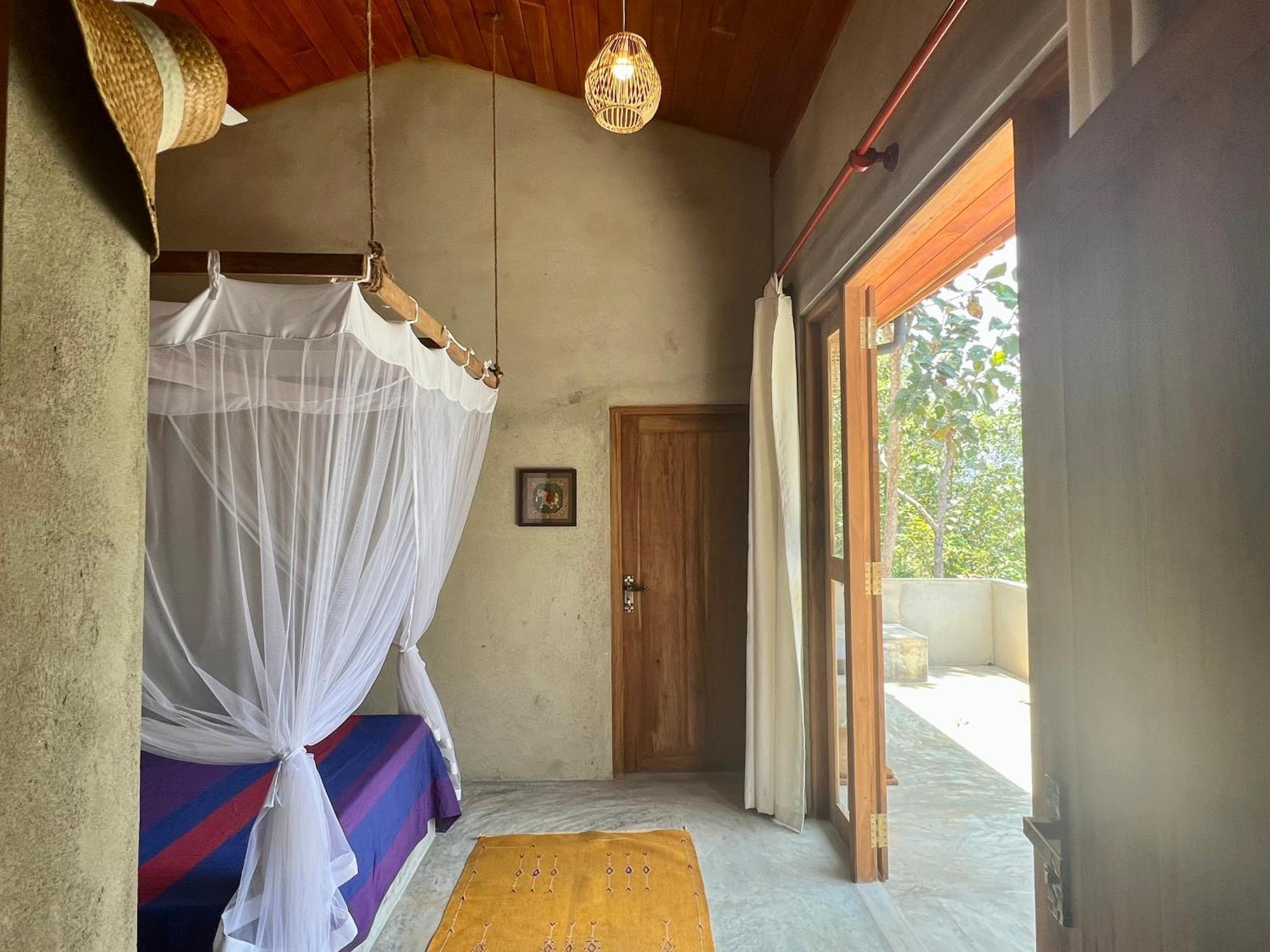 Into The Blue - Yoga Included & Walk To 3 Beaches Tangalle Eksteriør bilde